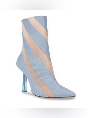 NWOB Betsey Johnson Kash mesh blue sparkly boots weeding festival size 7 classy